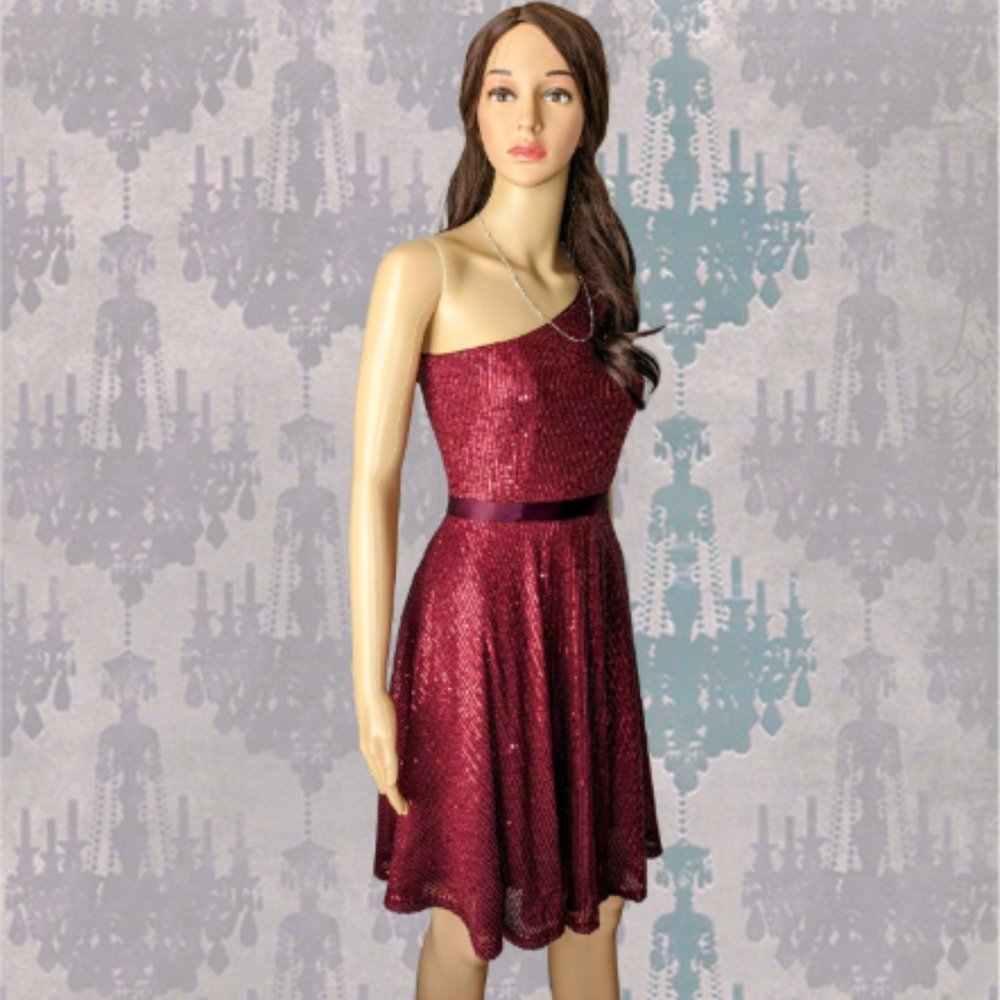One Shoulder Burgundy Sequin Prom Dress size XS